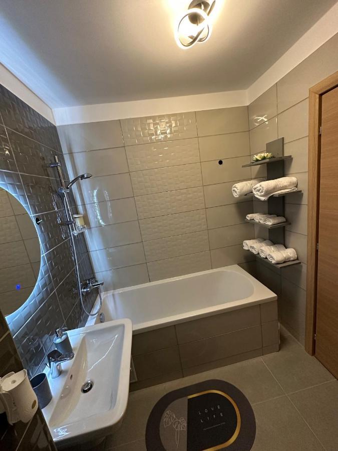 Coresi Luxury Apartments Braşov Dış mekan fotoğraf